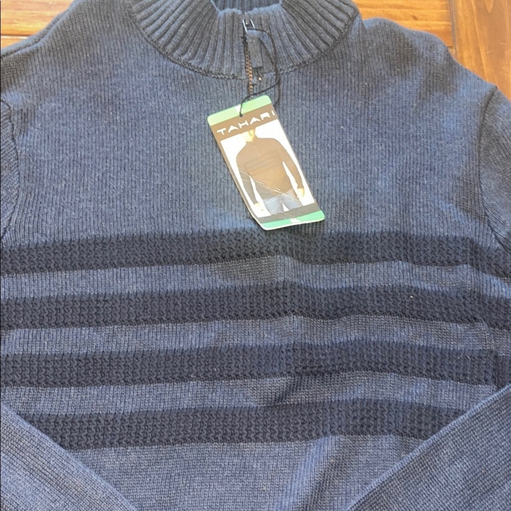 Tahari Men's Navy Sweater